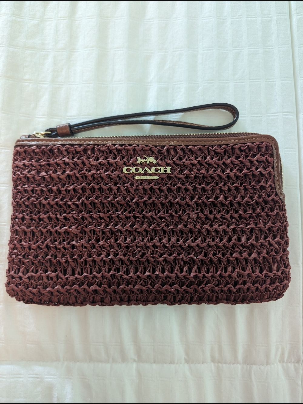 NWT- Coach Large Zip Wristlet Gold/ Russet - Picture 5 of 8
